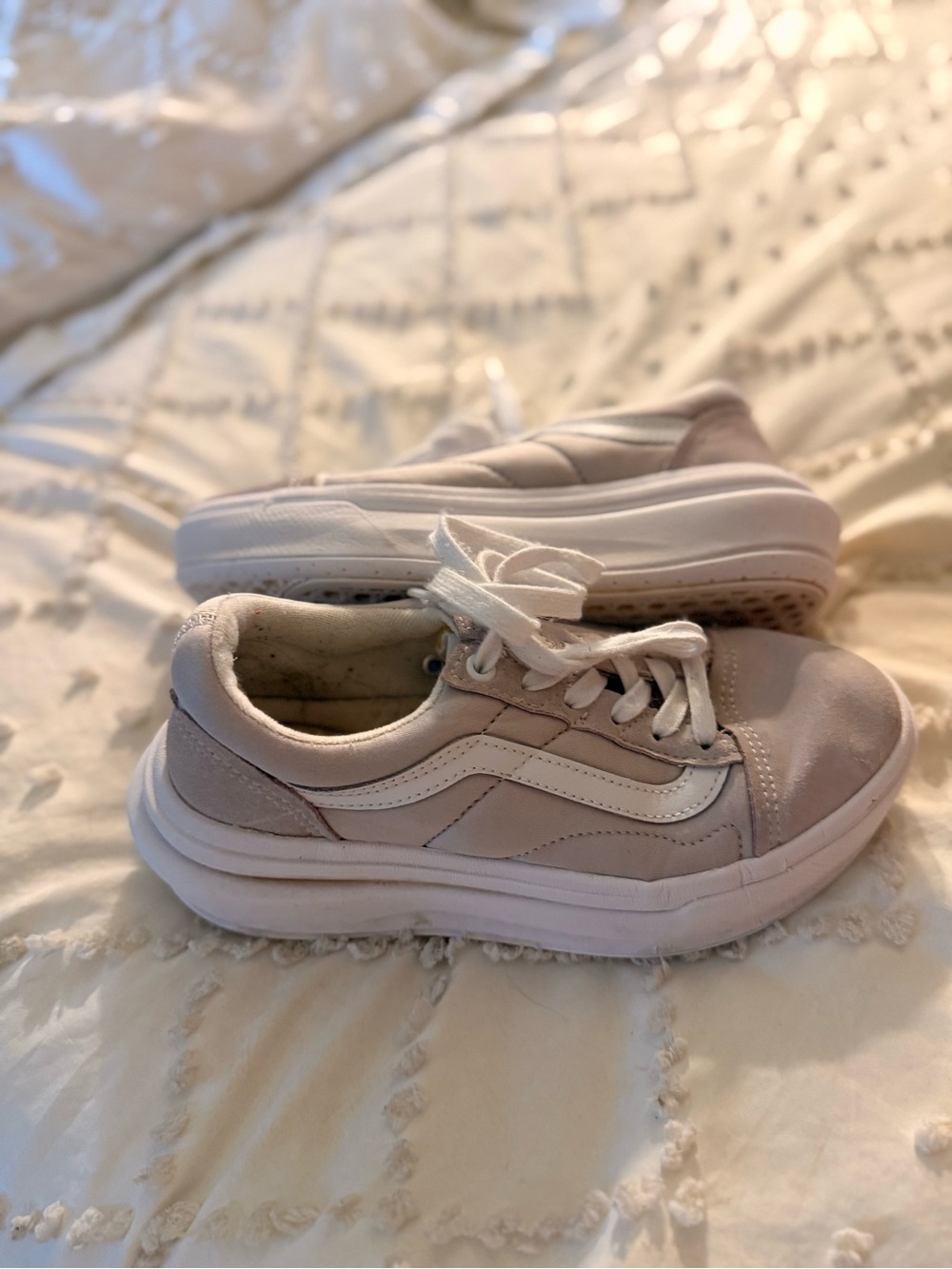 Vans Women's Low-Top Lace-Up Sneakers in Pale Pink and White